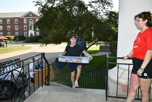 25.08.18 SLE Move In 20