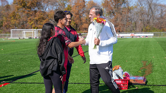 24.10.27 MSOC Senior Day-17