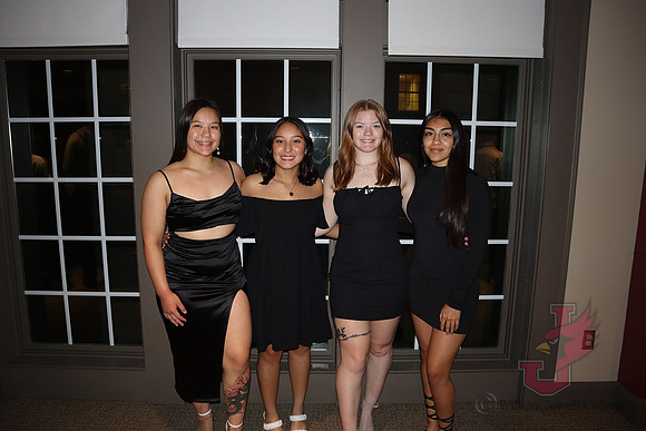 24.10.14 SLE Homecoming Casino Night 35
