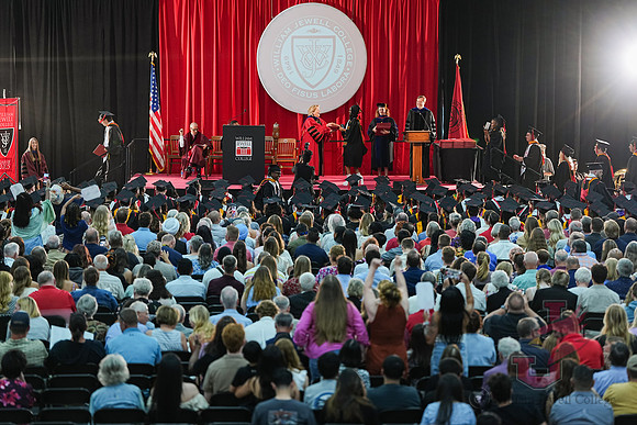25.05.17 SLE Commencement 100