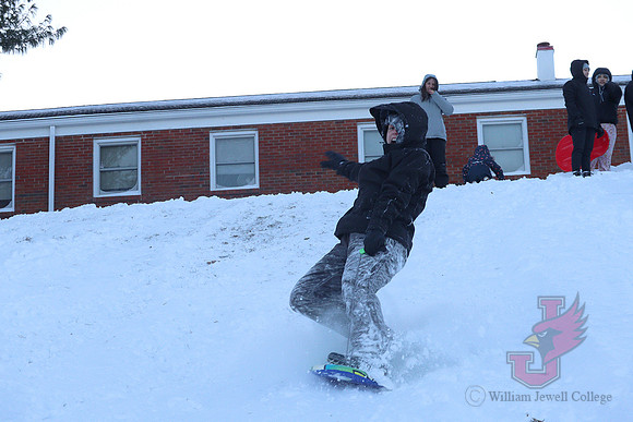 25.01.10 SLE Sledding 3