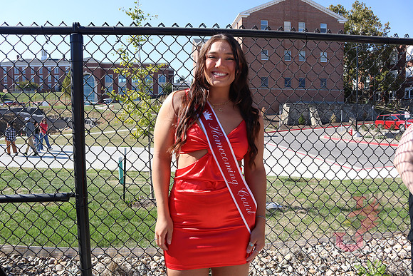 24.10.19 SLE Halftime - Homecoming Court 3
