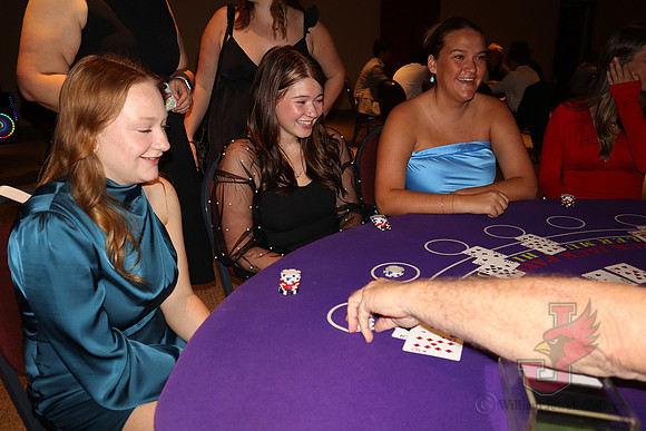 24.10.14 SLE Homecoming Casino Night 11
