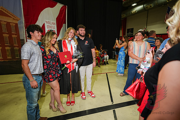 25.05.17 SLE Alumni Photo Party 30