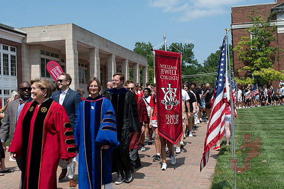 24.08.19 SLE Walk Around the Quad 2