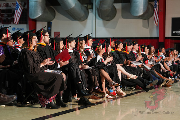 25.05.17 SLE Commencement 40