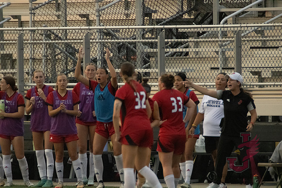 24.09.12 ATH WSOC V MWSU16