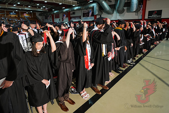 25.05.17 SLE Commencement 59