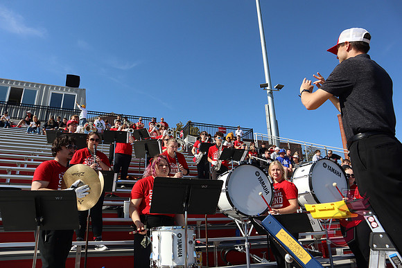 24.10.19 JSE Game-Day Spirit and Fans 39