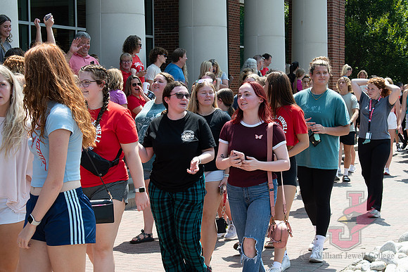 24.08.19 SLE Walk Around the Quad 13