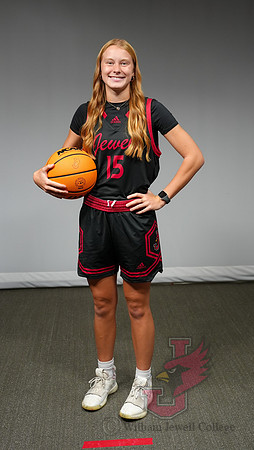 24.09.12 ATH WBB Media Day43