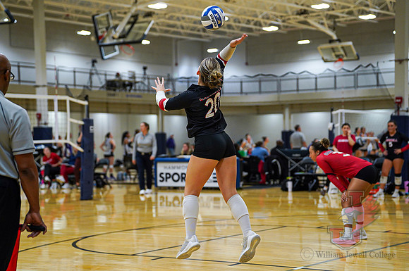 24.10.18 ATH VB V Crossover14