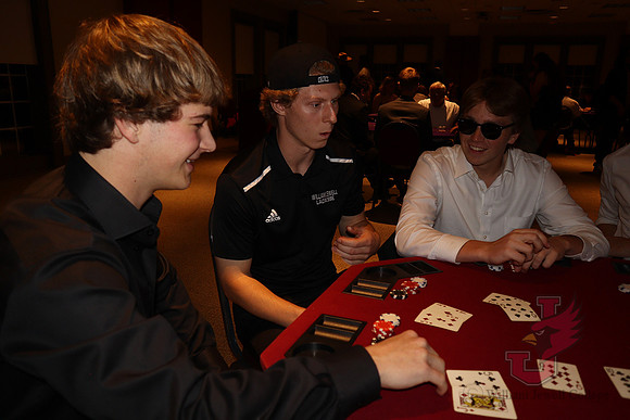 24.10.14 SLE Homecoming Casino Night 10