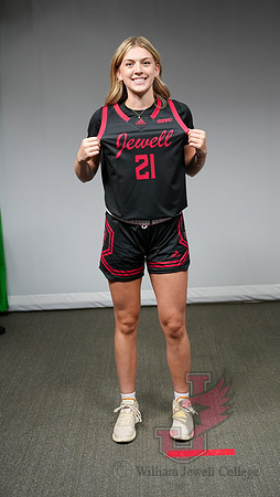 24.09.12 ATH WBB Media Day55