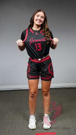 24.09.12 ATH WBB Media Day59
