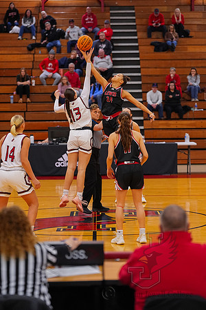 25.01.16 ATH WBB V Lewis 13