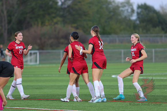 24.10.04 ATH WSOC V Quincy-51
