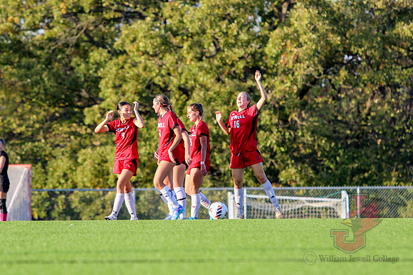 24.10.04 ATH WSOC V Quincy-33