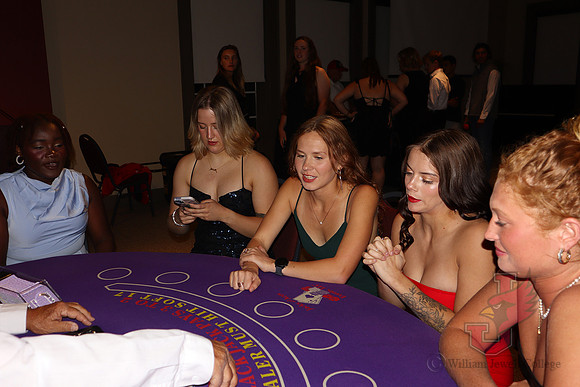 24.10.14 SLE Homecoming Casino Night 7