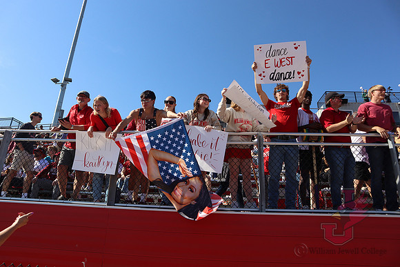24.10.19 JSE Game-Day Spirit and Fans 22