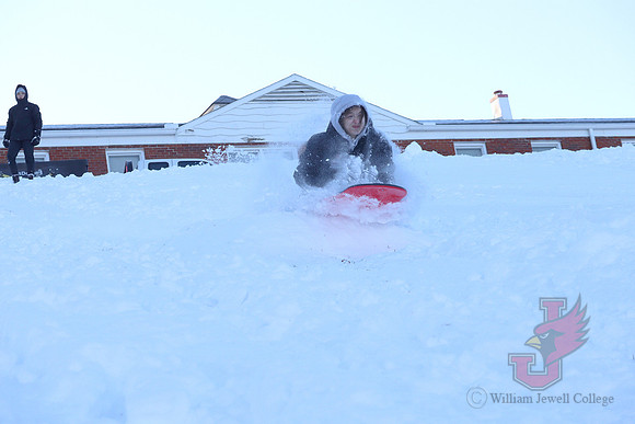 25.01.10 SLE Sledding 11