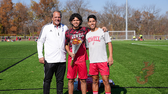 24.10.27 MSOC Senior Day-9