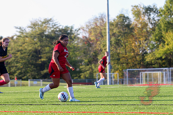 24.10.04 ATH WSOC V Quincy-18