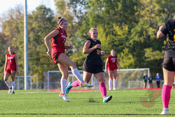 24.10.04 ATH WSOC V Quincy-15