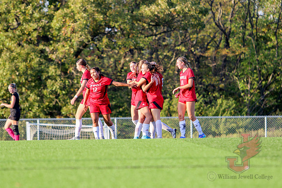 24.10.04 ATH WSOC V Quincy-23