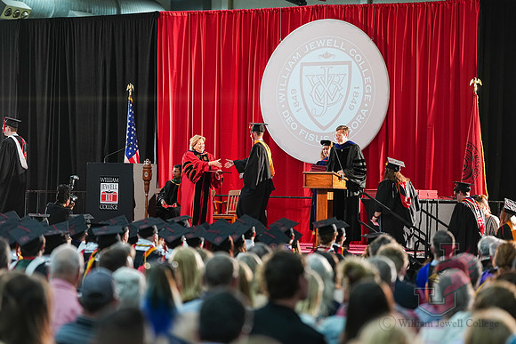 25.05.17 SLE Commencement 105