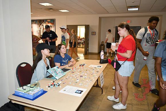 25.08.18 SLE Organization Fair 9