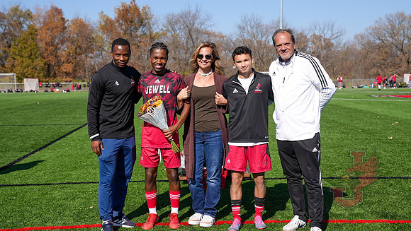 24.10.27 MSOC Senior Day-6