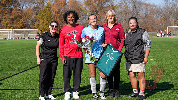 24.10.27 WSOC Senior Day-15